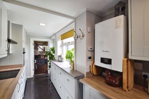 Photo 16- click for photo gallery